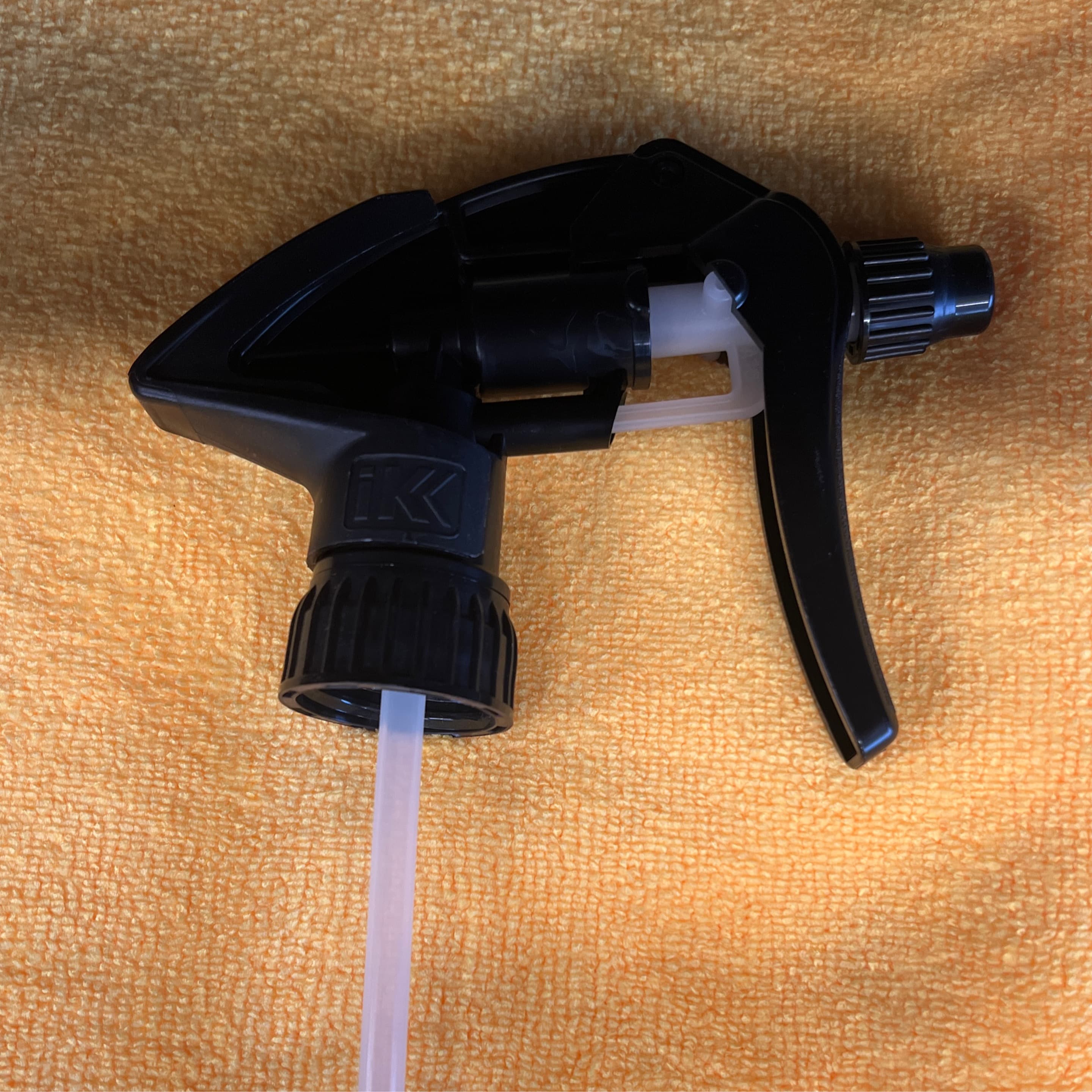 Acid & Chemical Resistant trigger Sprayer Black Head / 32oz